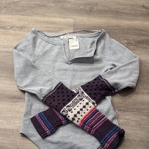 We The Free Gray and Purple V-Neck Sweater